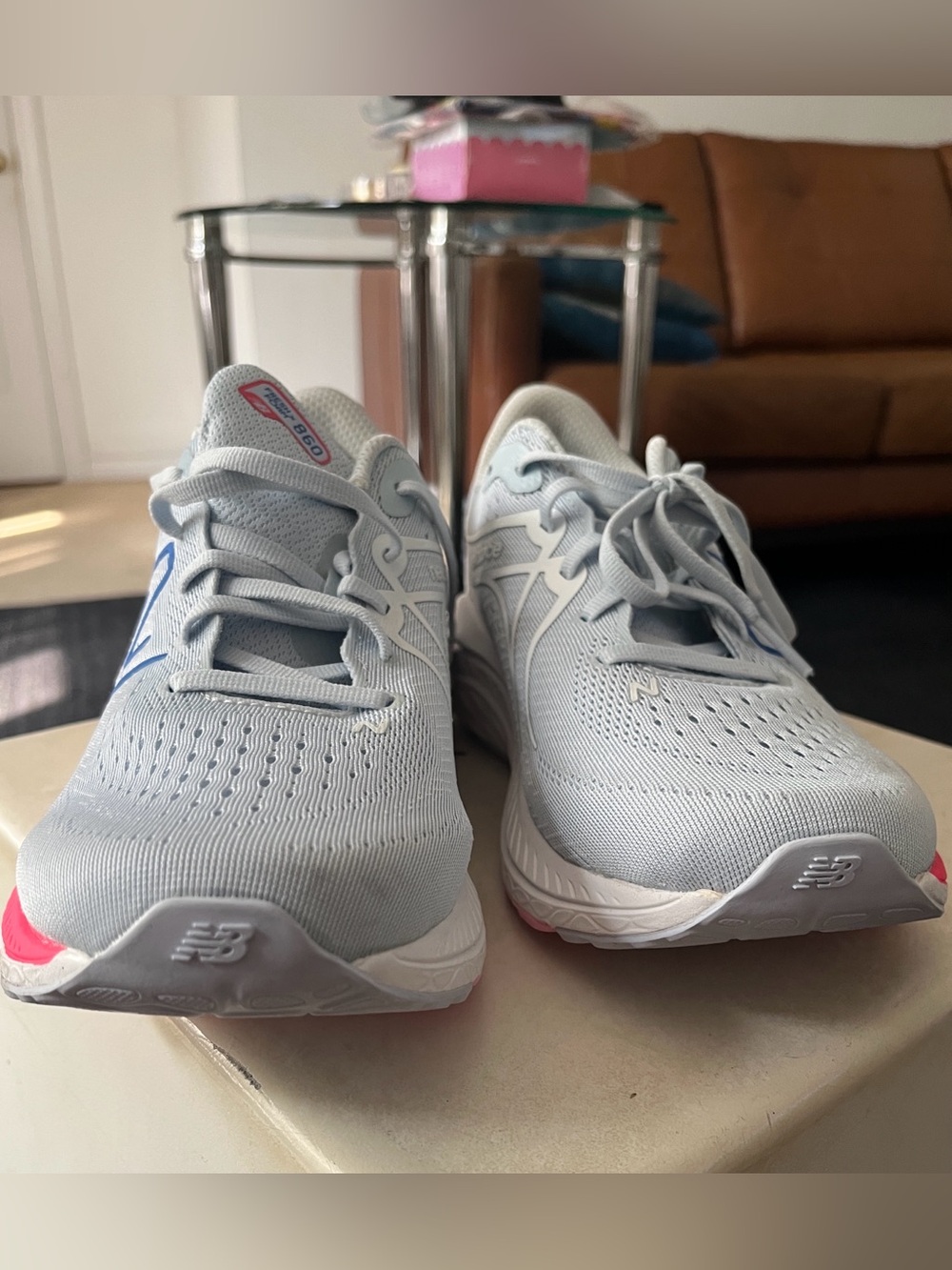 NWOT - NEW BALANCE (6.5)  Fresh Foam 860